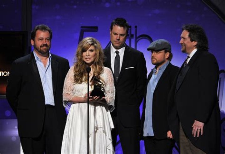 Alison Krauss Net Worth, Age, Height, Weight, Career, Husband, Kids