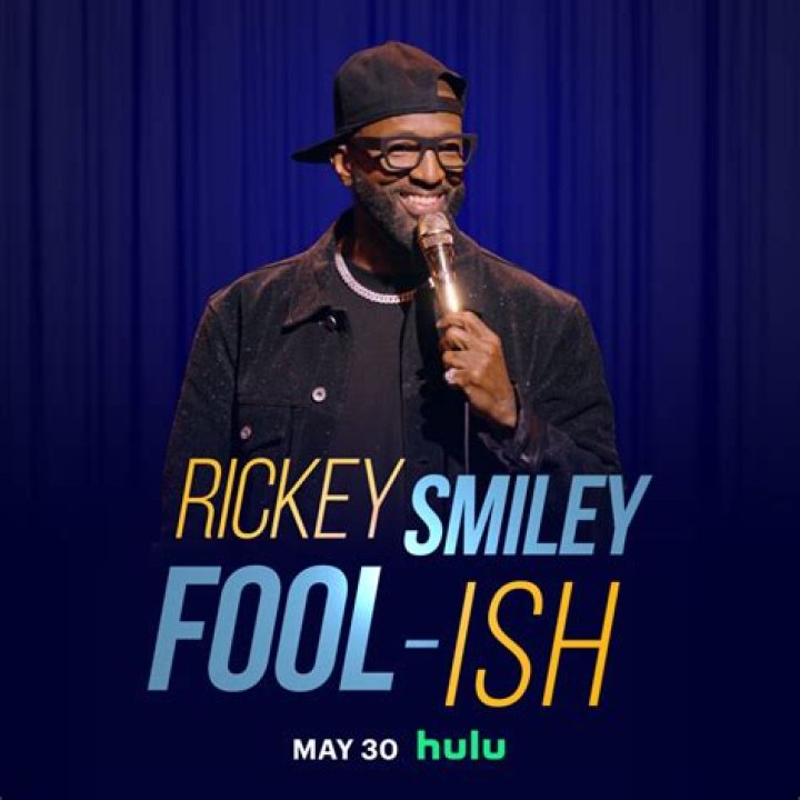 Are Tavis Smiley and Rickey Smiley related?