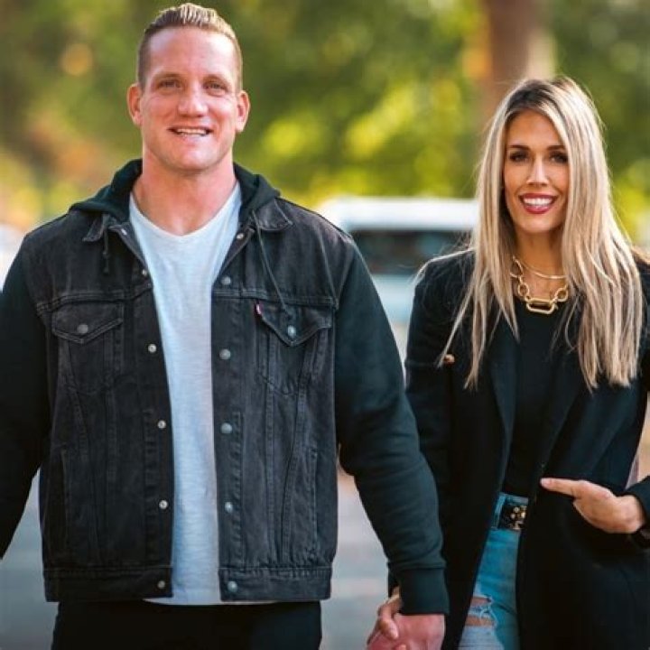 Discoveries From Brady Quinn's Wife