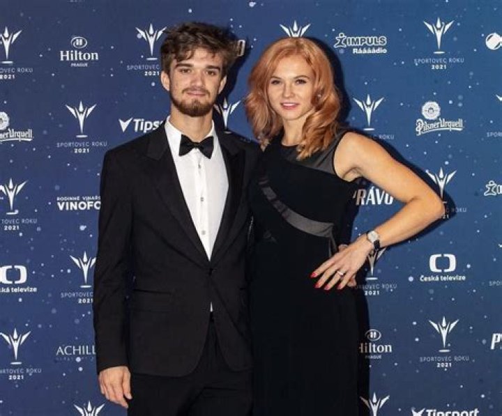 Kateina Siniakov parents: Dmitri Siniakov, Hana Siniakova