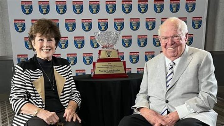 Meet American sportscaster, Verne Lundquist, Bio, Net worth, Wives