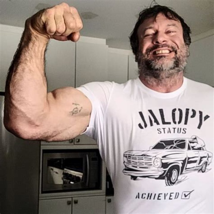 Unveiling The Secrets Of Devon Larratt's Family: Insights And Revelations